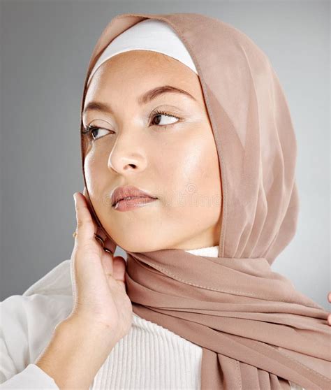 halal makeup for muslim women.